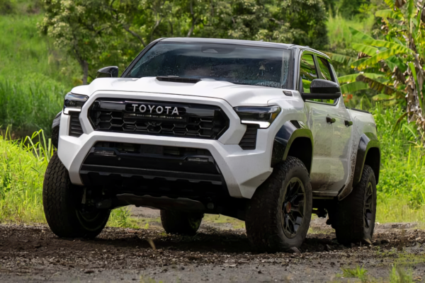 Toyota Tacoma Sport 2022