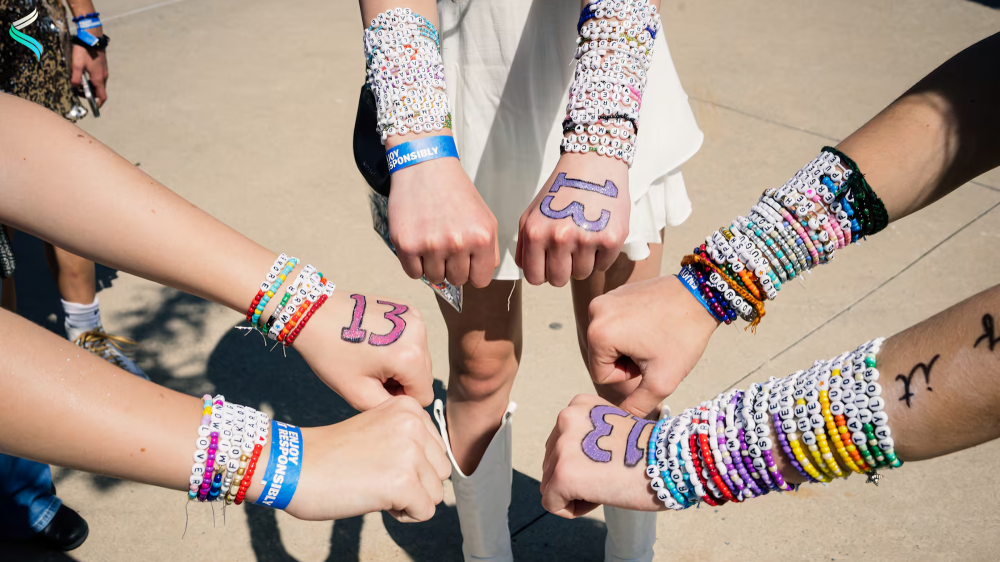 Taylor Swift Friendship Bracelets