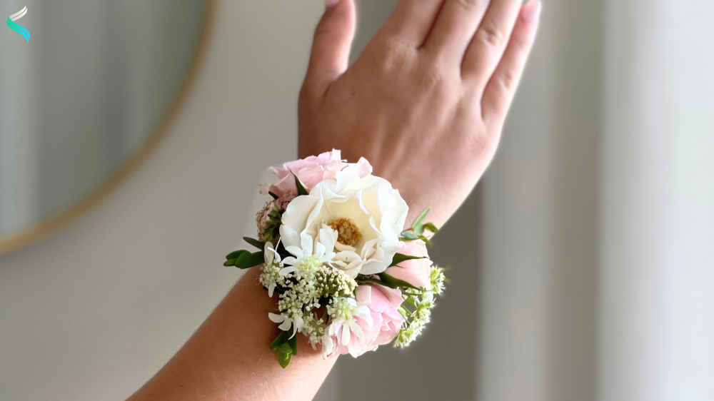 Corsage