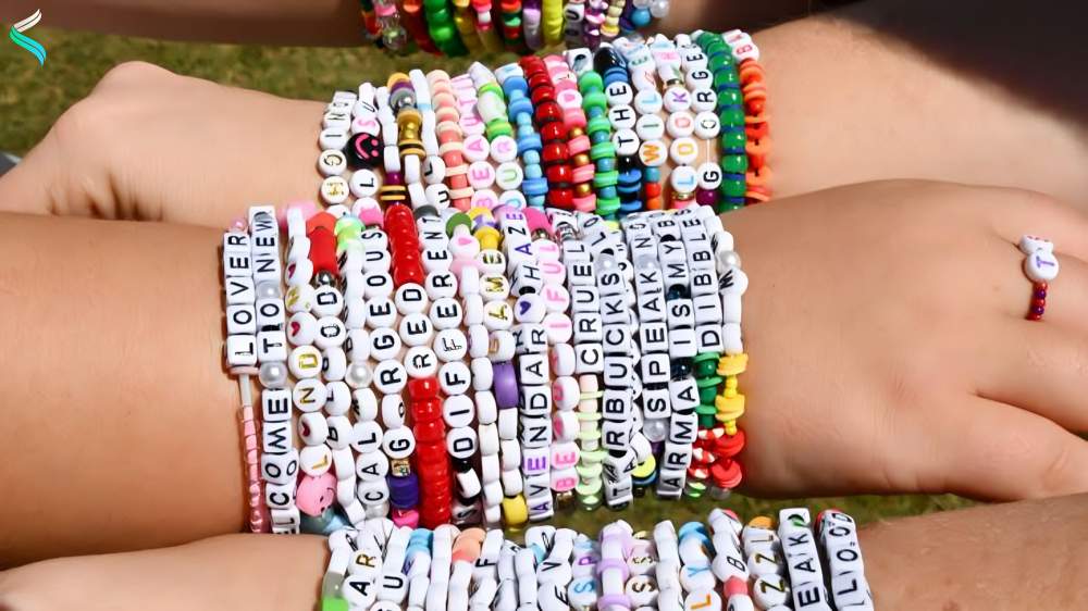 Taylor Swift Friendship Bracelets